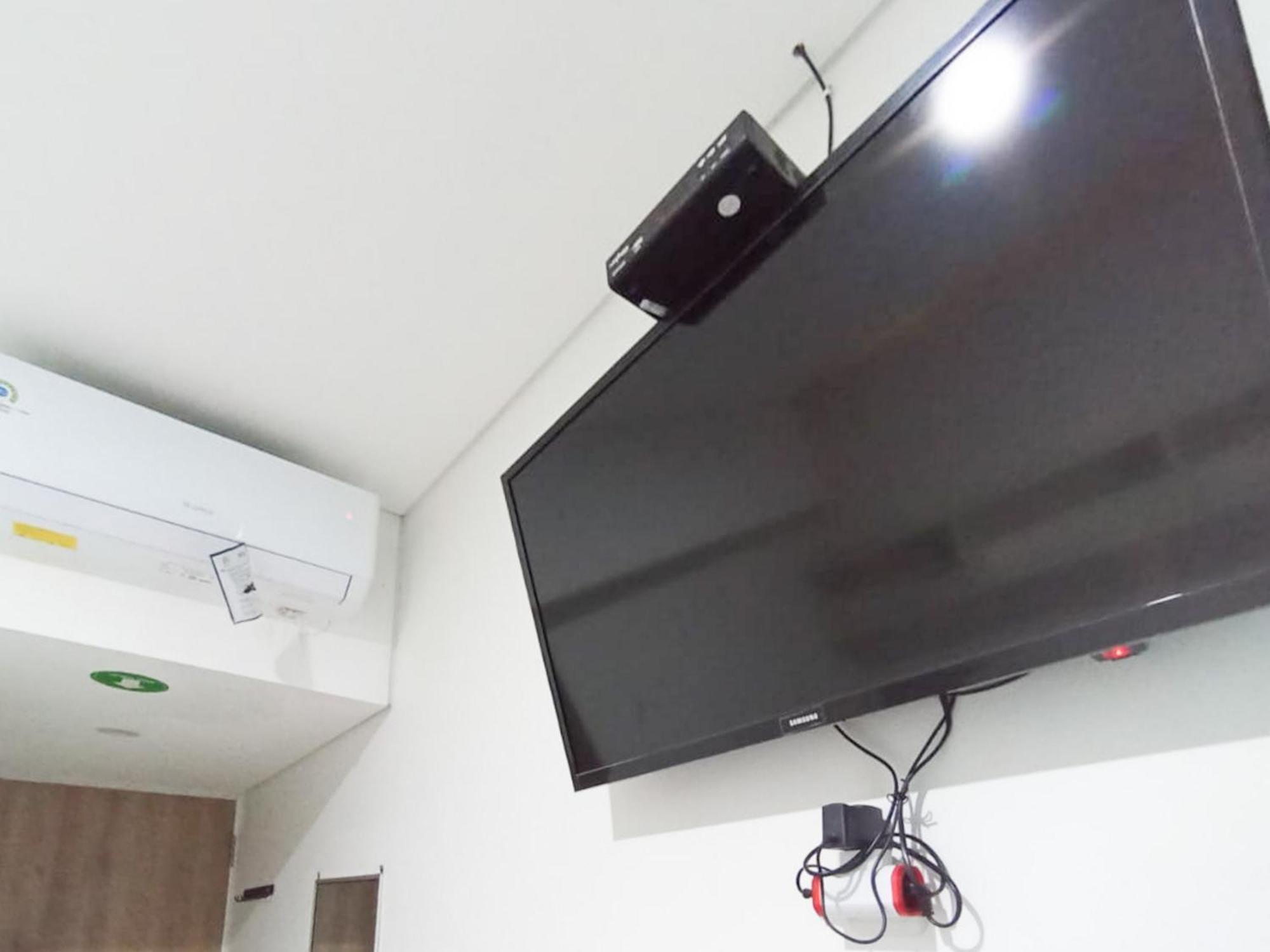 Готель Ofo Kost Premium Kampung Inggris Pare Syariah Mitra Reddoorz Екстер'єр фото