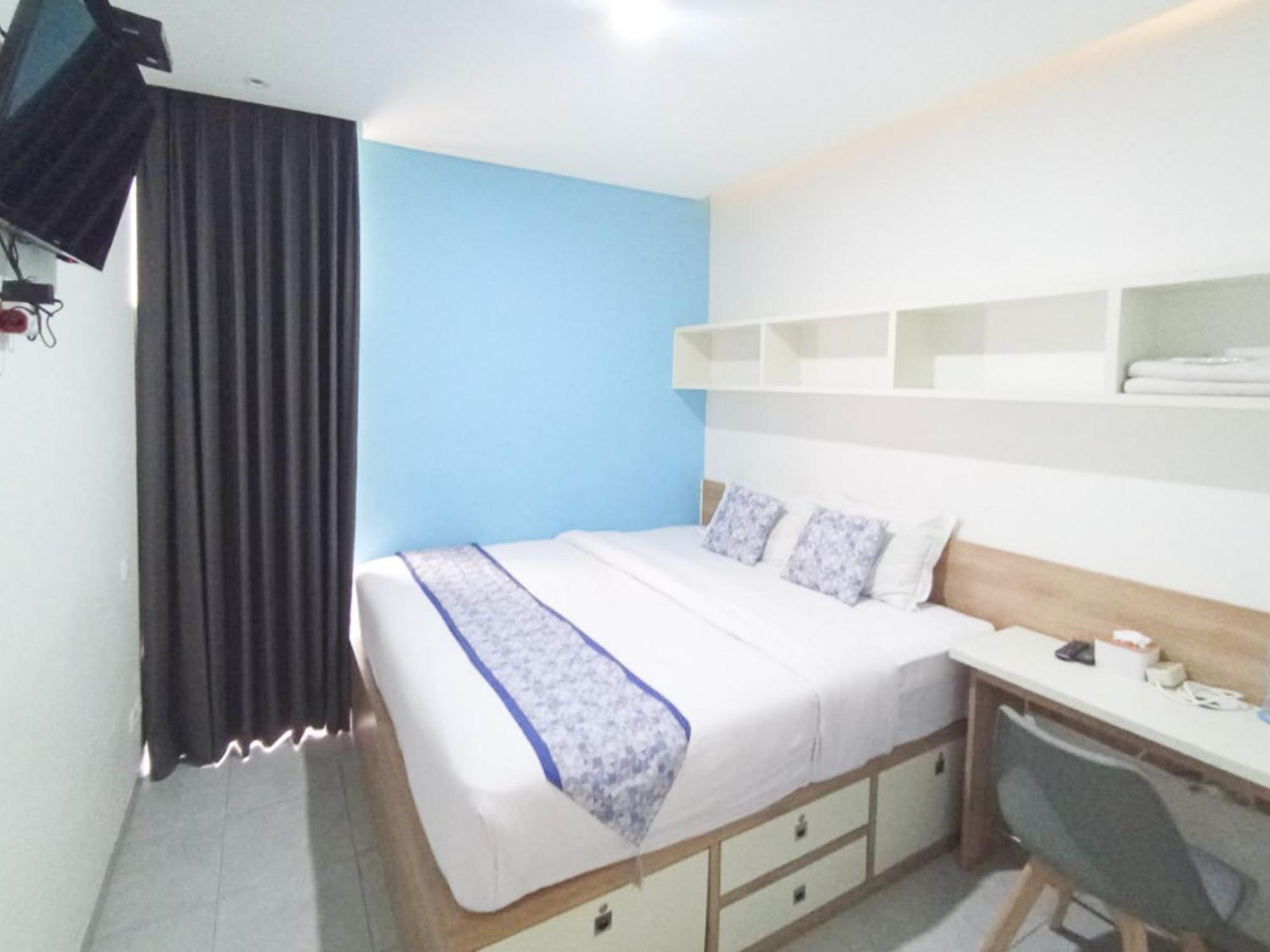 Готель Ofo Kost Premium Kampung Inggris Pare Syariah Mitra Reddoorz Екстер'єр фото